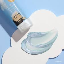 ESSENCE MASCARILLA FACIAL EXFOLIANTE UP: DISNEY PIXAR. HOLO PEEL-OFF MASK. 50 ML